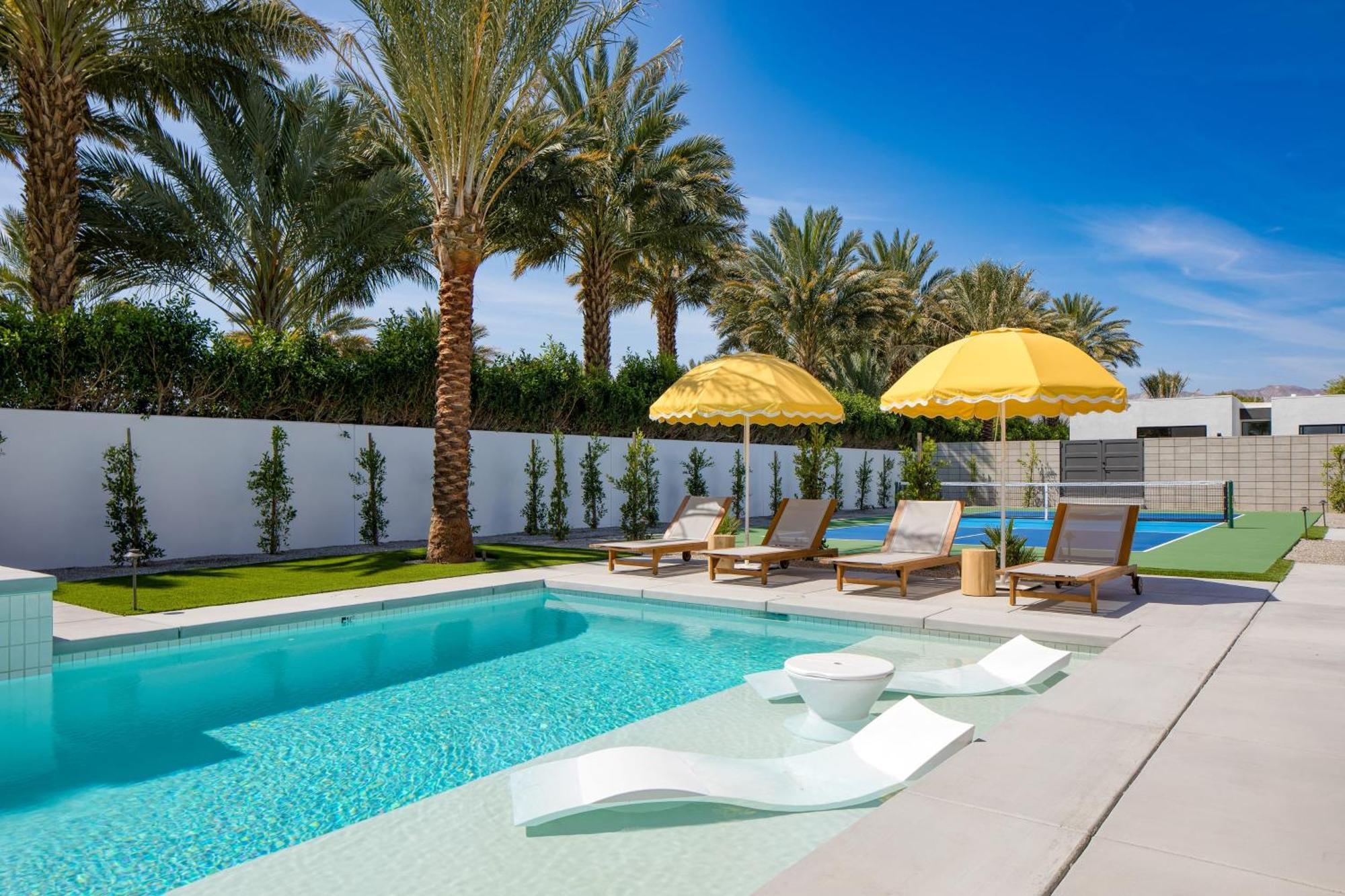 Polo Villa Aura 2 Homes Pickleball Putting Green Sleeps 32 La Quinta Buitenkant foto