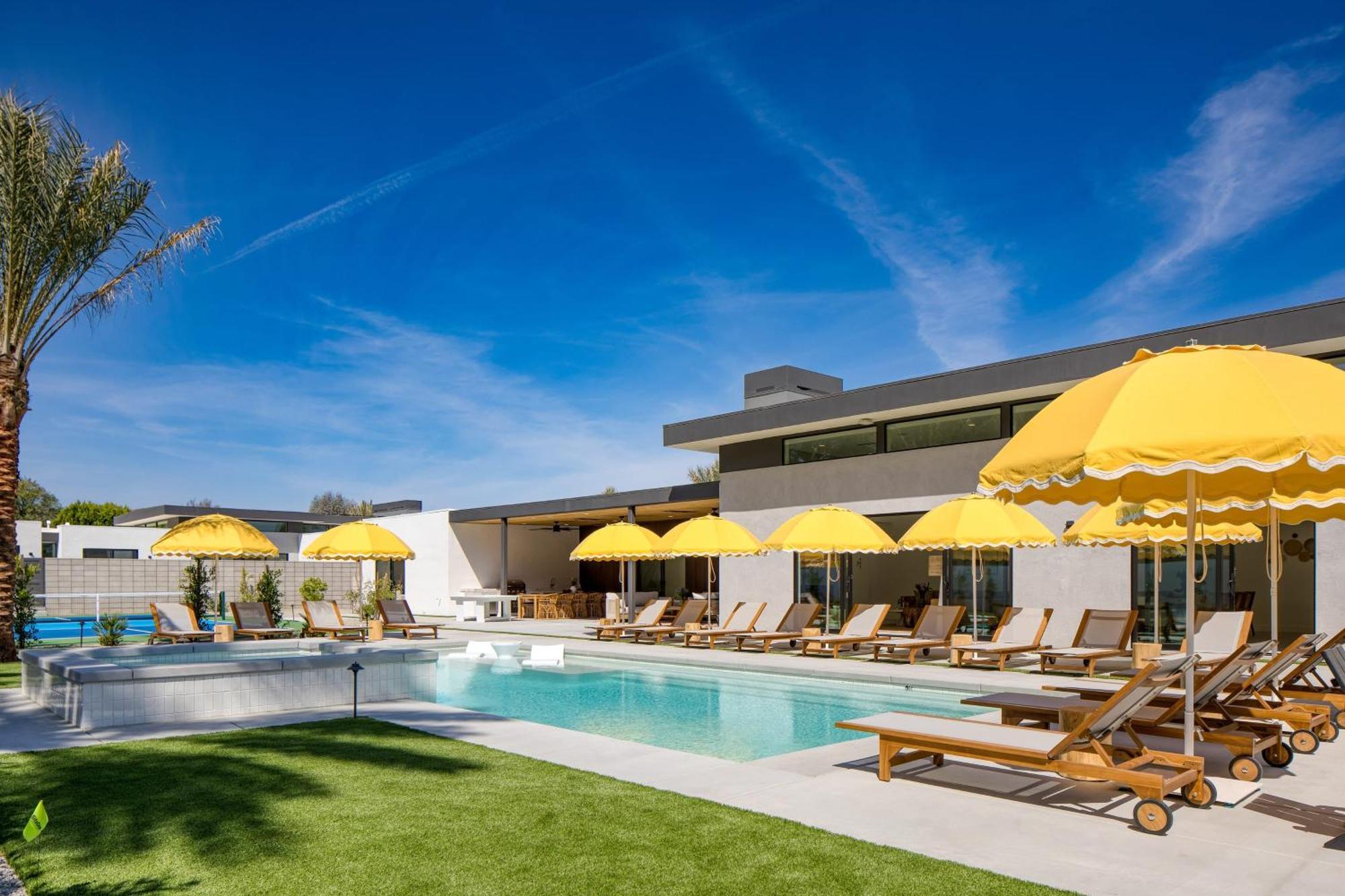 Polo Villa Aura 2 Homes Pickleball Putting Green Sleeps 32 La Quinta Buitenkant foto