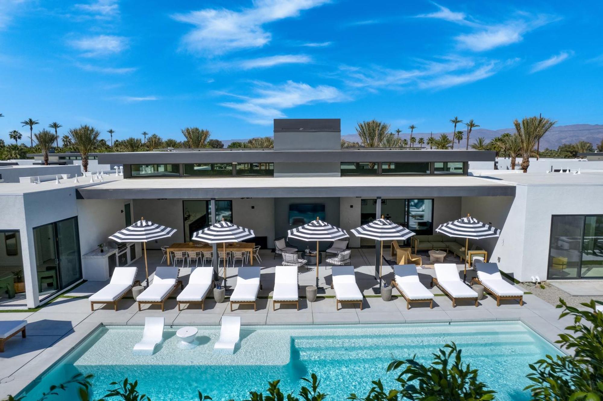 Polo Villa Aura 2 Homes Pickleball Putting Green Sleeps 32 La Quinta Buitenkant foto