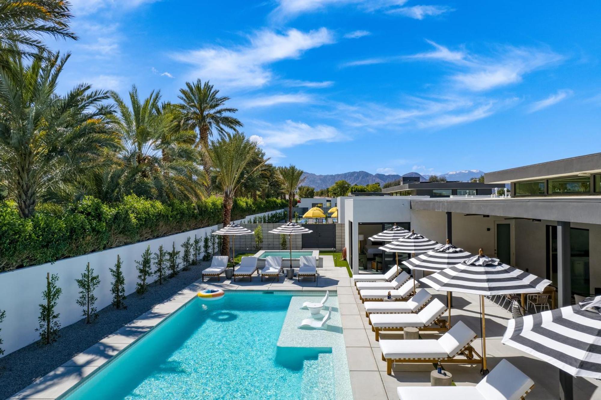 Polo Villa Aura 2 Homes Pickleball Putting Green Sleeps 32 La Quinta Buitenkant foto