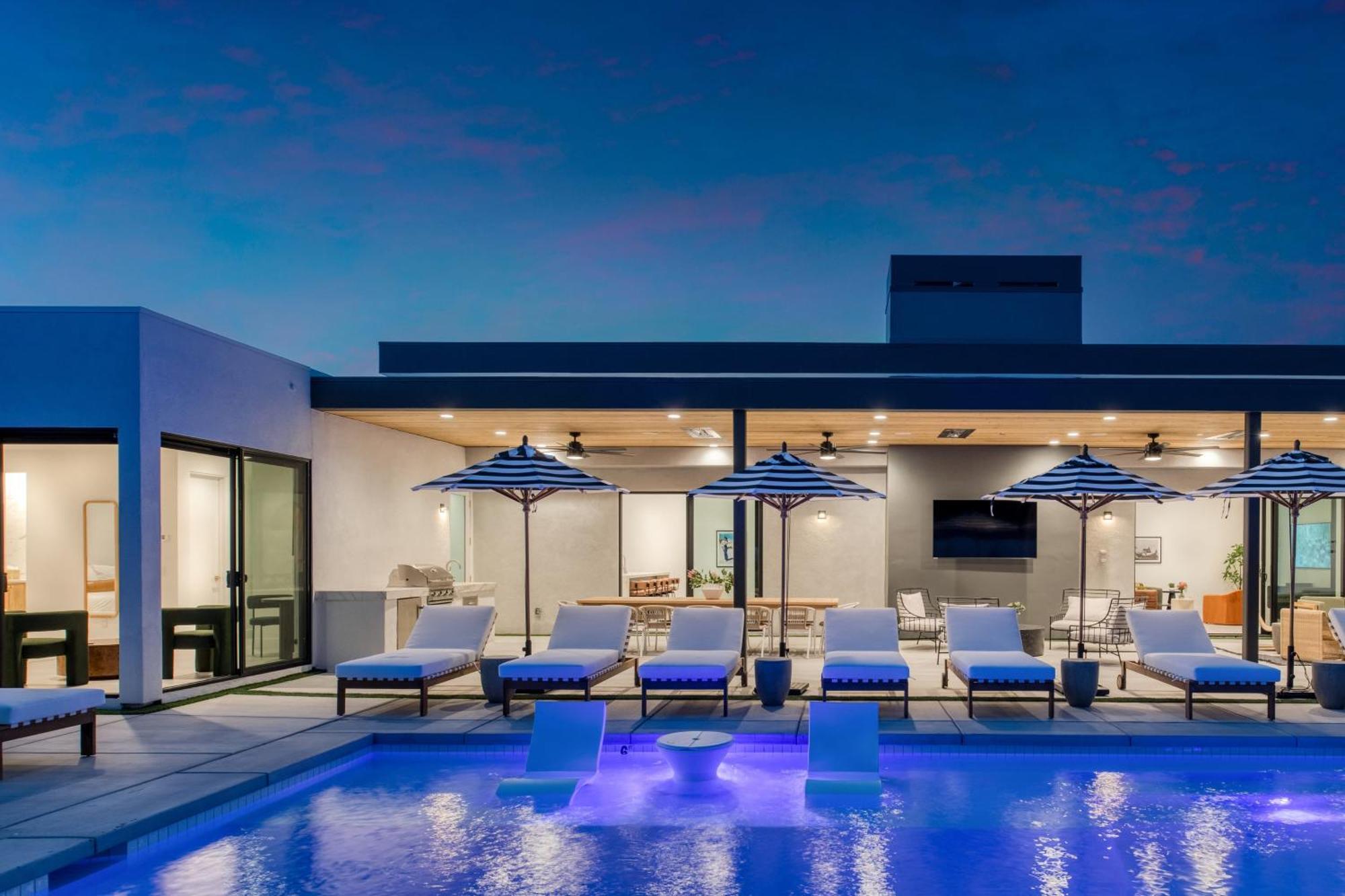 Polo Villa Aura 2 Homes Pickleball Putting Green Sleeps 32 La Quinta Buitenkant foto