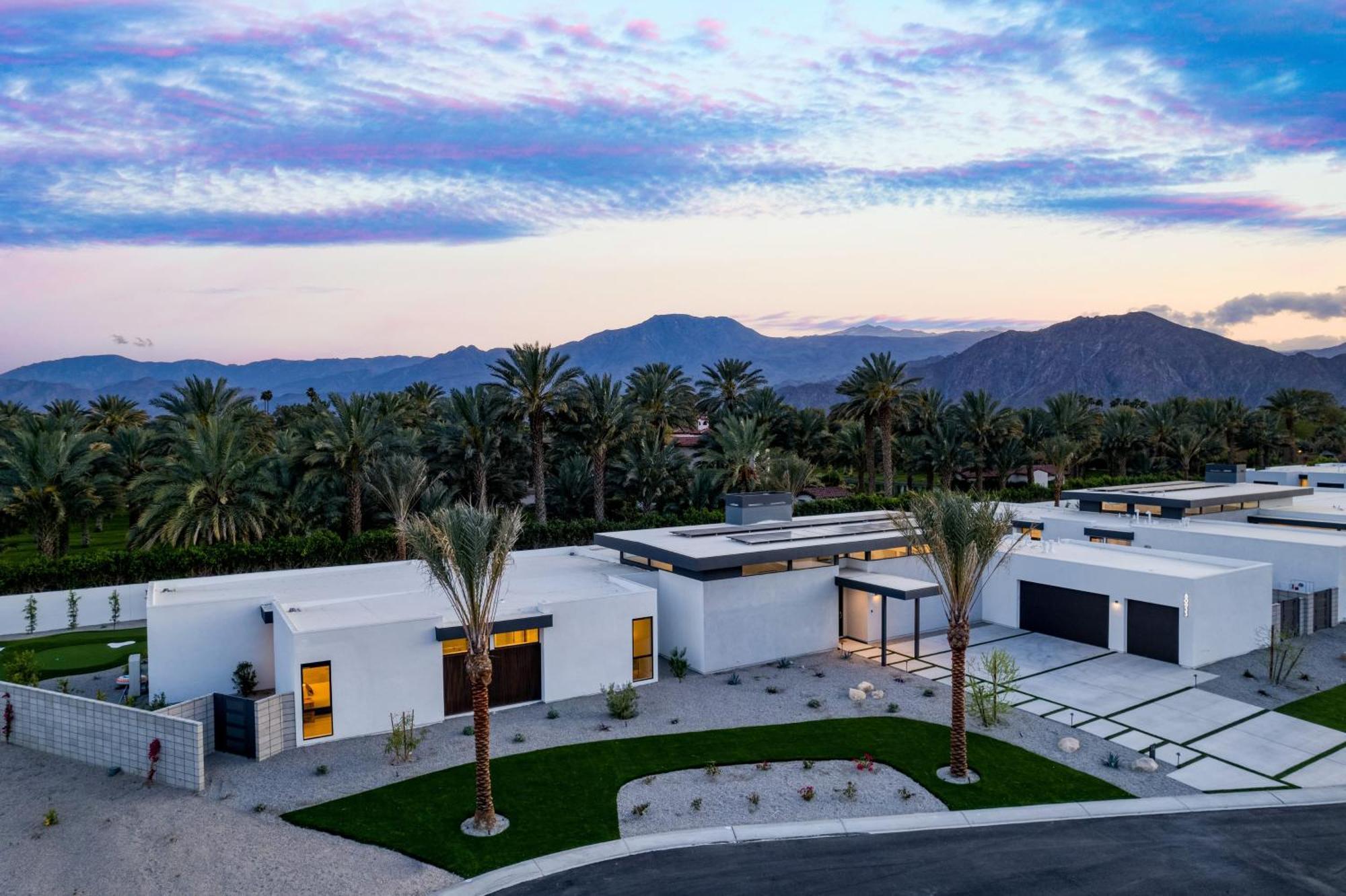 Polo Villa Aura 2 Homes Pickleball Putting Green Sleeps 32 La Quinta Buitenkant foto
